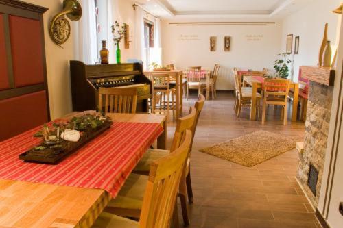 Hotel Landgasthof Wallburg 엘트만 외부 사진