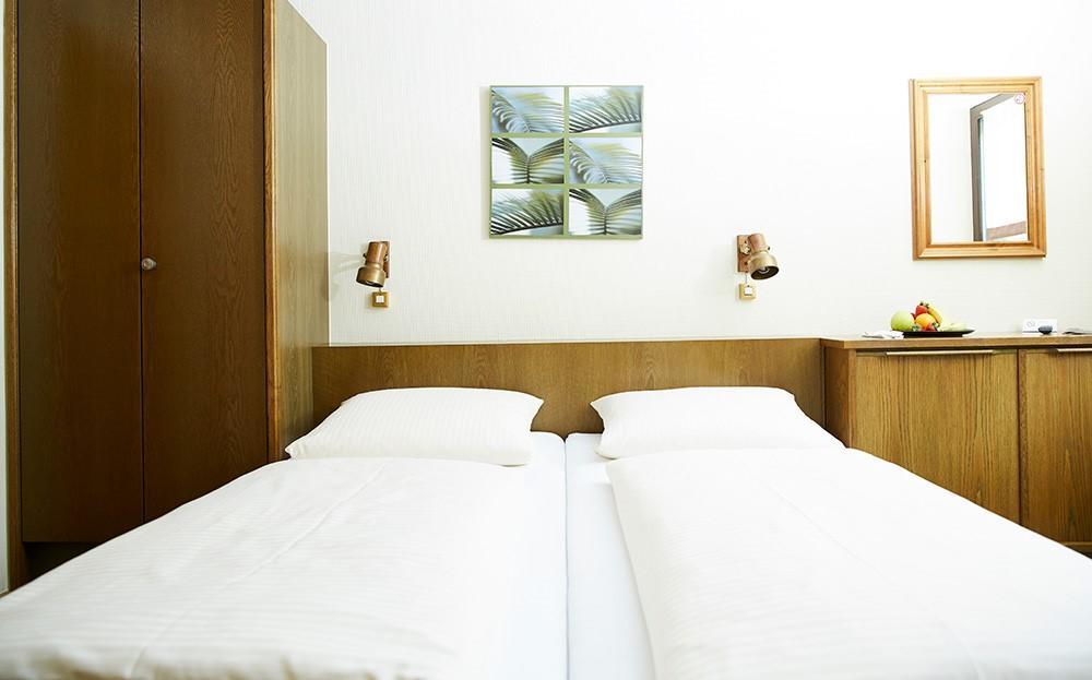 Hotel Landgasthof Wallburg 엘트만 외부 사진